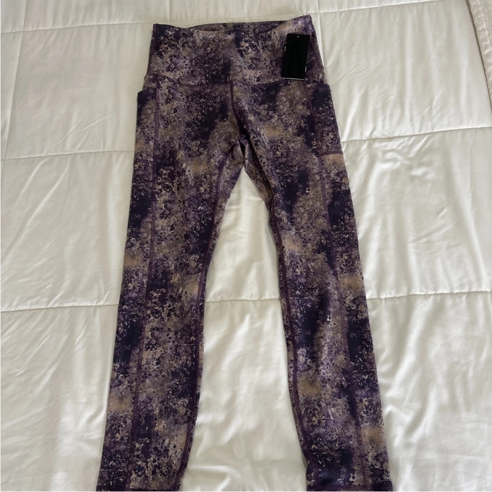 LegEnd Purple High-Waisted Leggings w/pockets